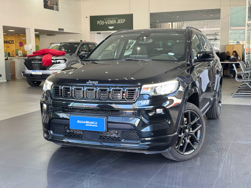 jeep compass 2.0 hurricane 4 turbo gasolina blackhawk at9 4p automatico 2025