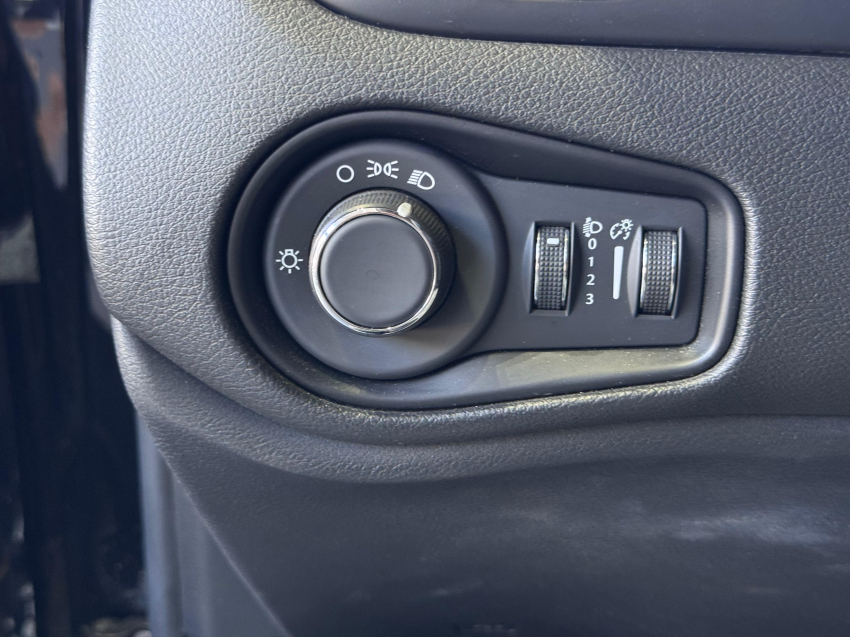 JEEP RENEGADE 1.3 T270 TURBO FLEX SPORT AT6 13