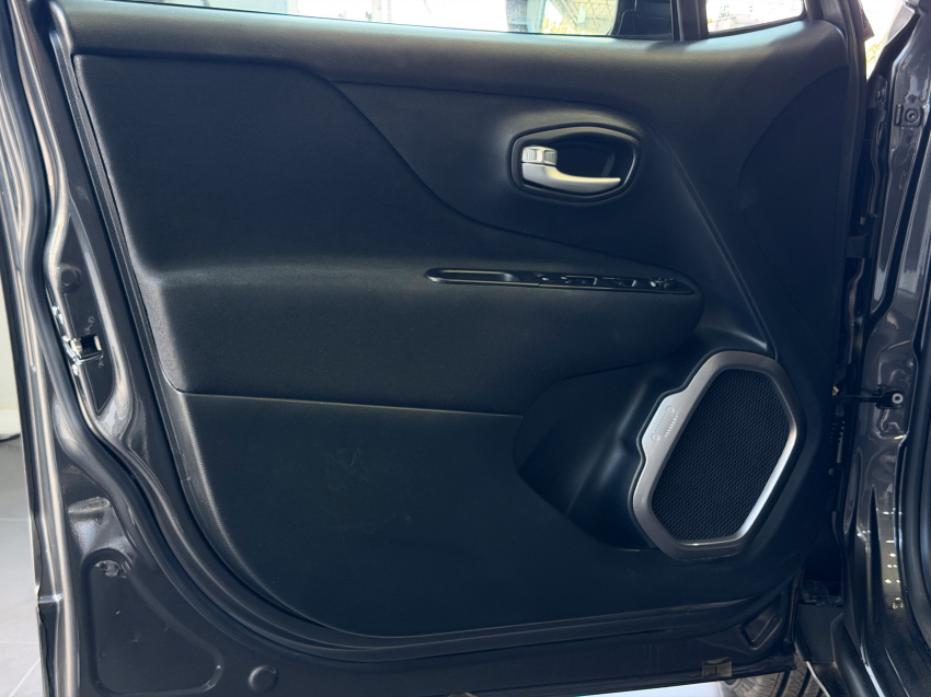 JEEP RENEGADE 1.3 T270 TURBO FLEX AT6 21