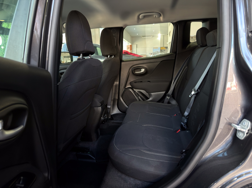 JEEP RENEGADE 1.3 T270 TURBO FLEX AT6 25