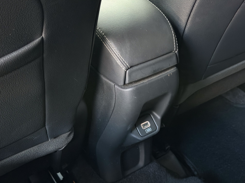 JEEP RENEGADE 1.3 T270 TURBO FLEX S 4X4 AT9 27