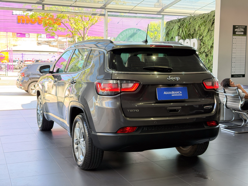 JEEP COMPASS 1.3 T270 TURBO FLEX LONGITUDE AT6 7