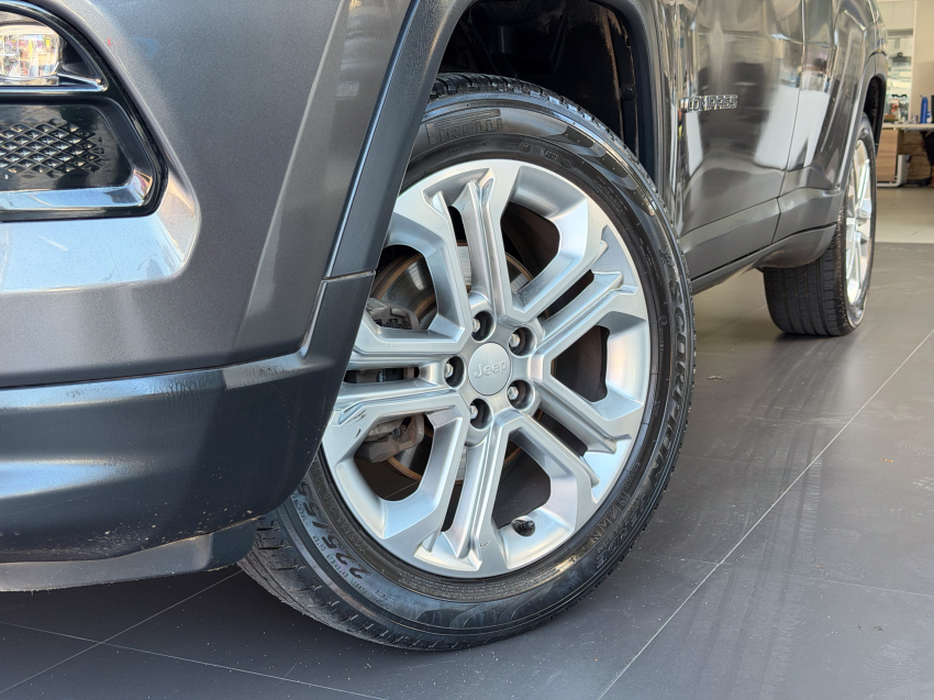 JEEP COMPASS 1.3 T270 TURBO FLEX LONGITUDE AT6 2