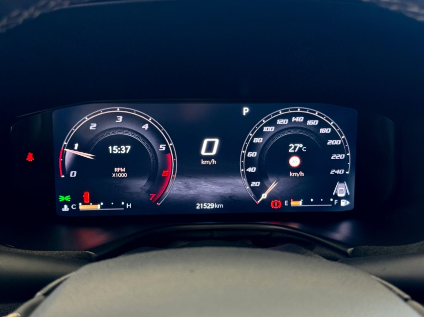 JEEP COMMANDER 2.0 HURRICANE 4 TURBO GASOLINA BLACKHAWK AT9 15