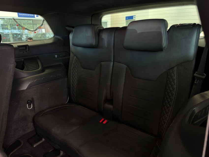 JEEP COMMANDER 2.0 HURRICANE 4 TURBO GASOLINA BLACKHAWK AT9 38