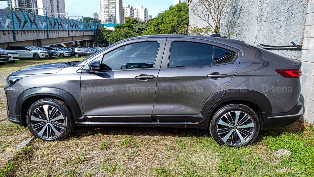 fiat fastback 1.0 turbo 200 flex audace cvt 4p automatico 2024 fiat fastback 1.0 turbo 200 flex audace cvt 4p automatico 2024