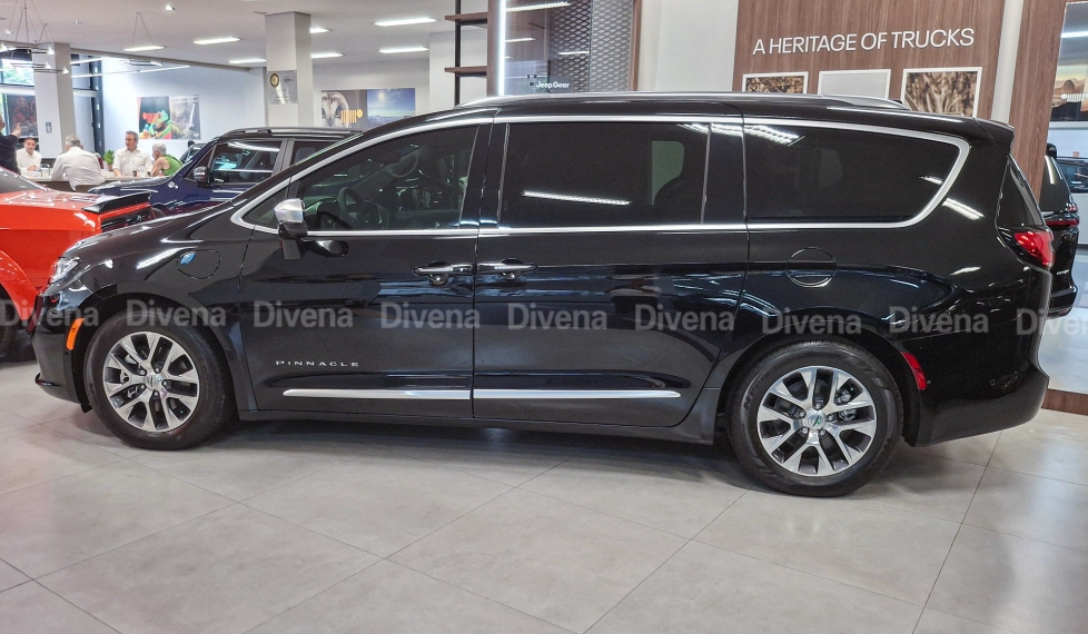 chrysler pacifica 3.6 v6 e-hybrid pinnacle awd si-evt hibrido 4p automatico 2024 chrysler pacifica 3.6 v6 e-hybrid pinnacle awd si-evt hibrido 4p automatico 2024