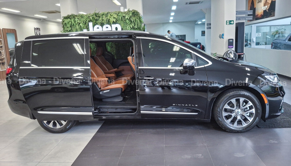 chrysler pacifica 3.6 v6 e-hybrid pinnacle awd si-evt hibrido 4p automatico 2024 chrysler pacifica 3.6 v6 e-hybrid pinnacle awd si-evt hibrido 4p automatico 2024