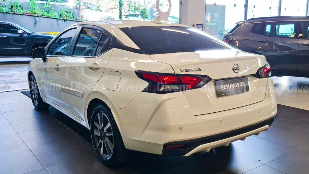 nissan versa 1.6 16v flex advance xtronic 4p automatico 20244