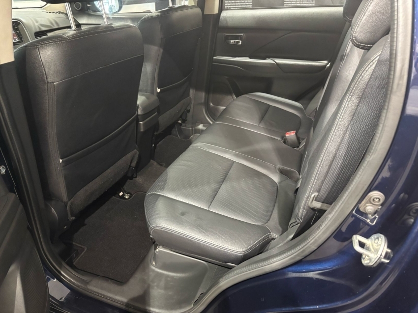 mitsubishi outlander 2.0 comfort 16v gasolina 4p automatico 2018