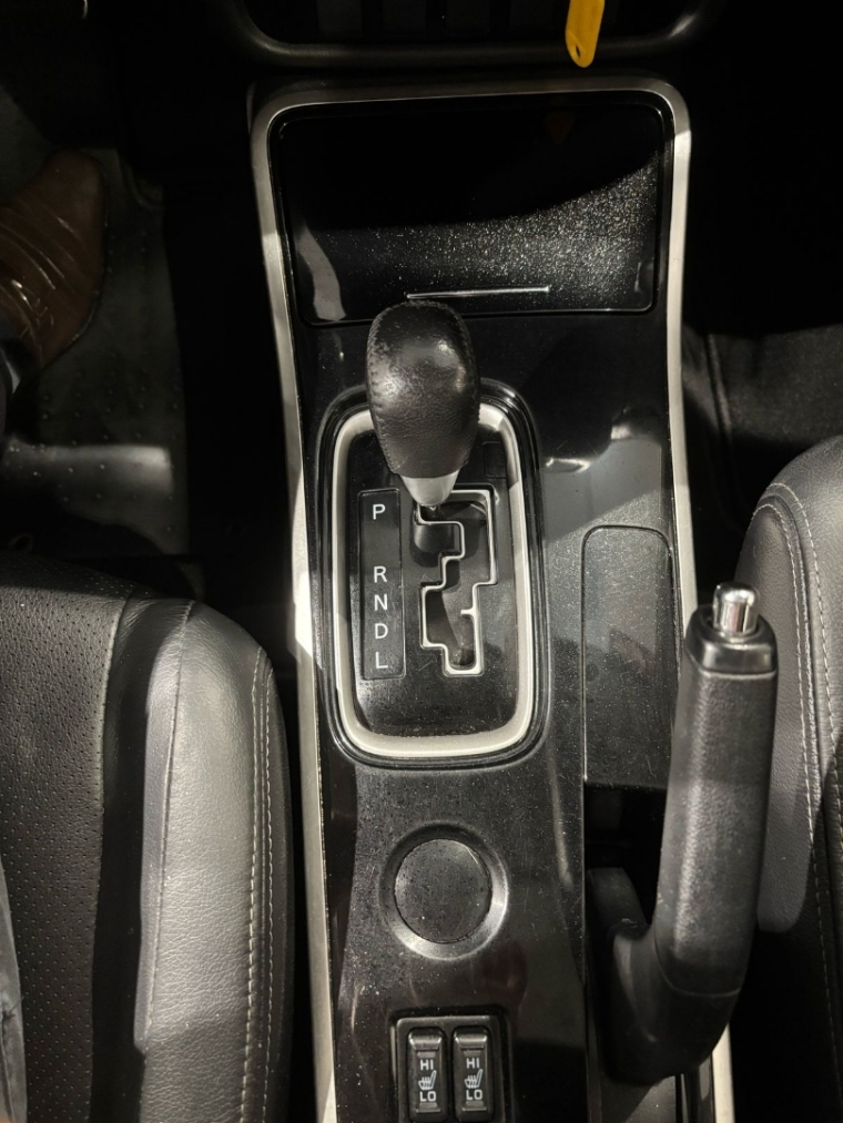 mitsubishi outlander 2.0 comfort 16v gasolina 4p automatico 2018