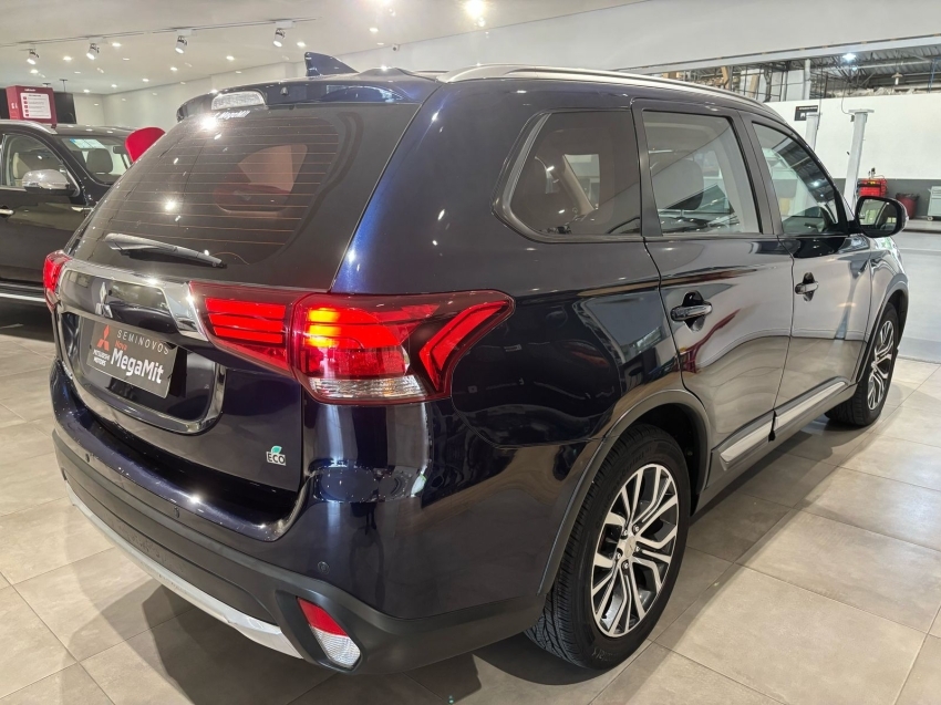 mitsubishi outlander 2.0 comfort 16v gasolina 4p automatico 2018