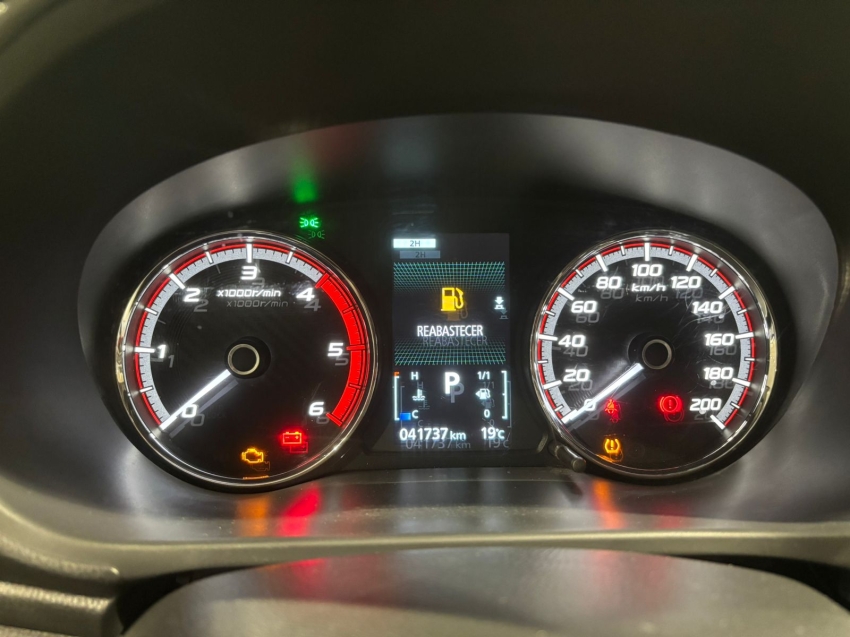 mitsubishi l200 triton 2.4 16v turbo diesel sport gls cd 4p 4x4 automatico 2024