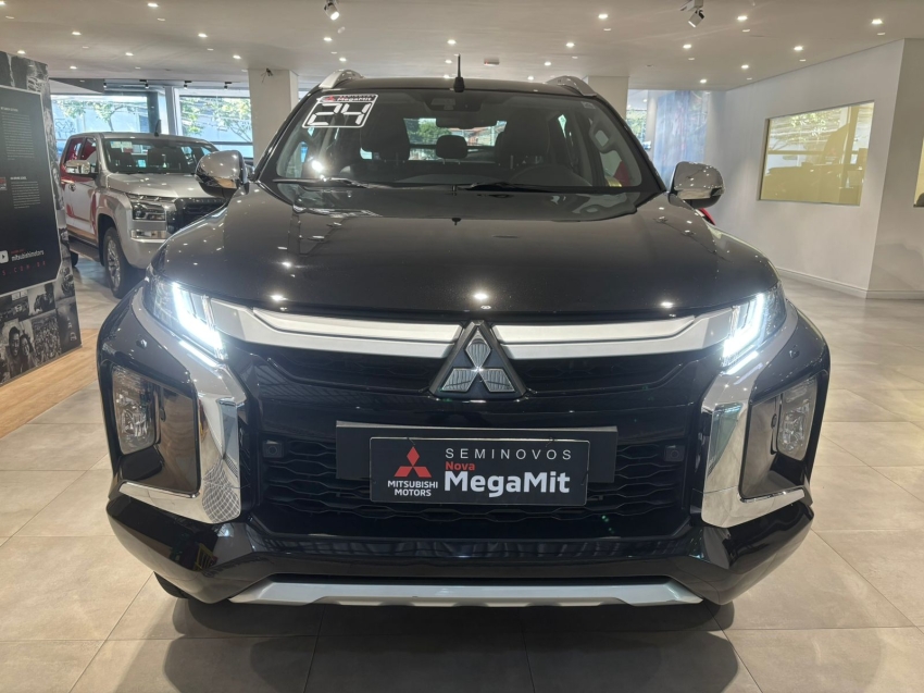 mitsubishi l200 triton 2.4 16v turbo diesel sport hpe-s cd 4p 4x4 automatico 2024