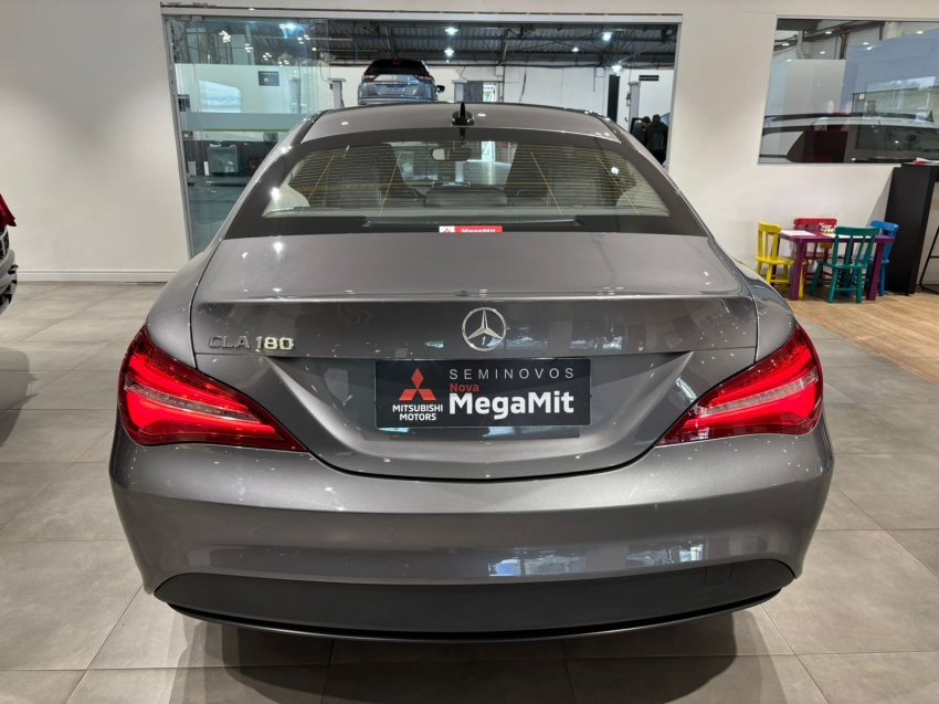 mercedes-benz cla 180 1.6 cgi gasolina 7g-dct 4p automatico 2018