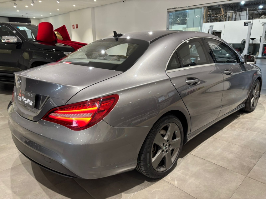 mercedes-benz cla 180 1.6 cgi gasolina 7g-dct 4p automatico 2018