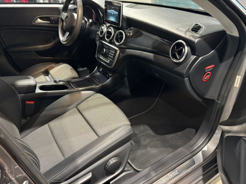 mercedes-benz cla 180 1.6 cgi gasolina 7g-dct 4p automatico 2018