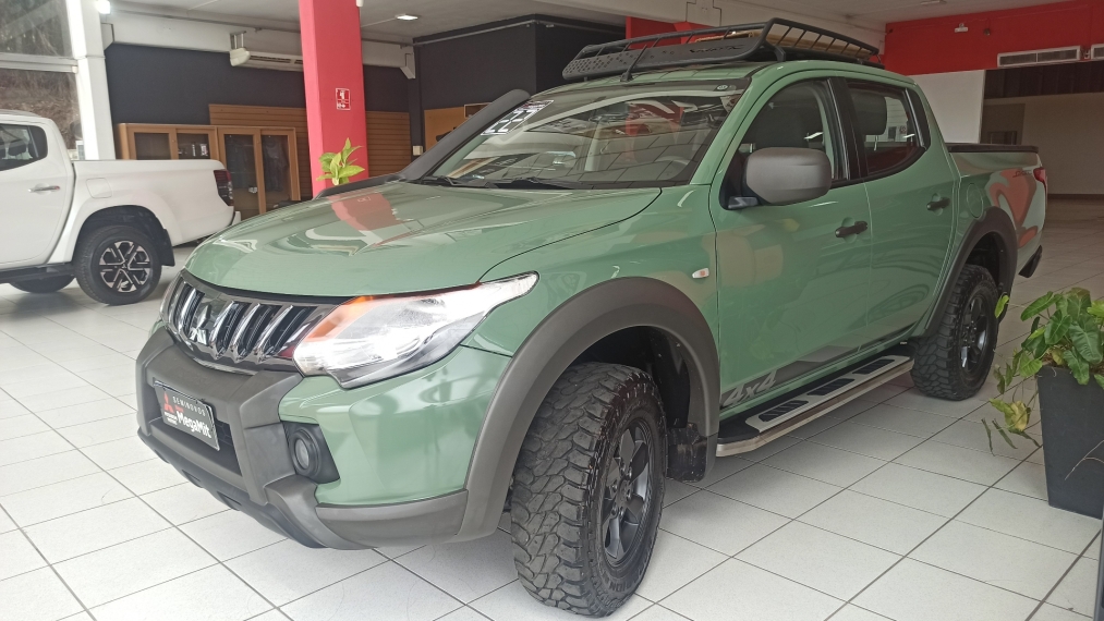 mitsubishi l200 triton savana 2.4 diesel 4p automatico 2022 mitsubishi l200 triton savana 2.4 diesel 4p automatico 2022