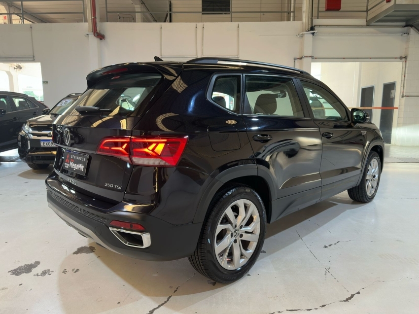 taos comfortline 1.4 turbo flex at