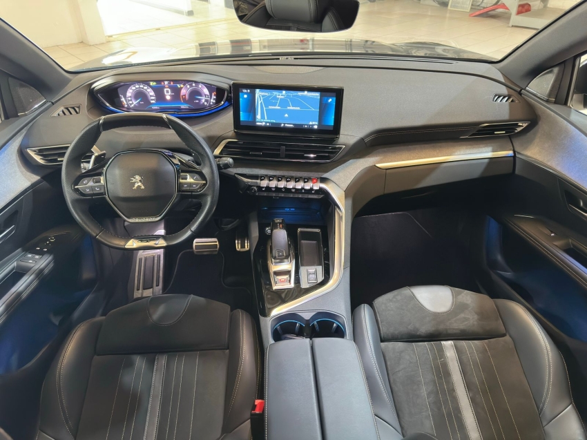 3008 gt pack 1.6 thp at top