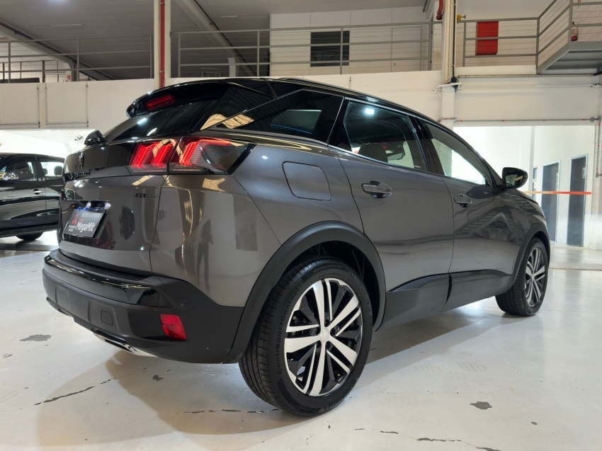 3008 gt pack 1.6 thp at top