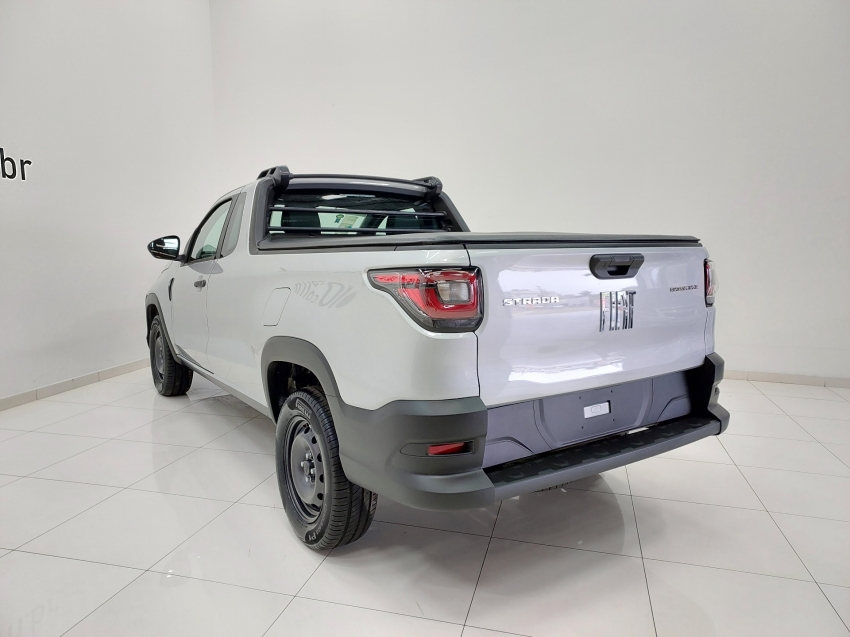 fiat strada endurance cabine plus 1.4 flex 2023 2p manual