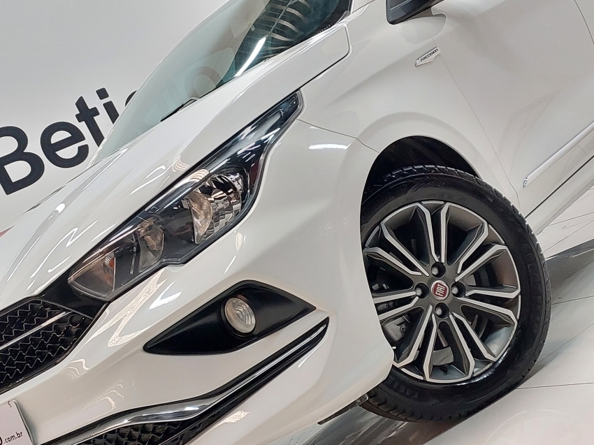 fiat cronos precision 1.8 at6 flex 4p automatico 2020 fiat cronos precision 1.8 at6 flex 4p automatico 2020