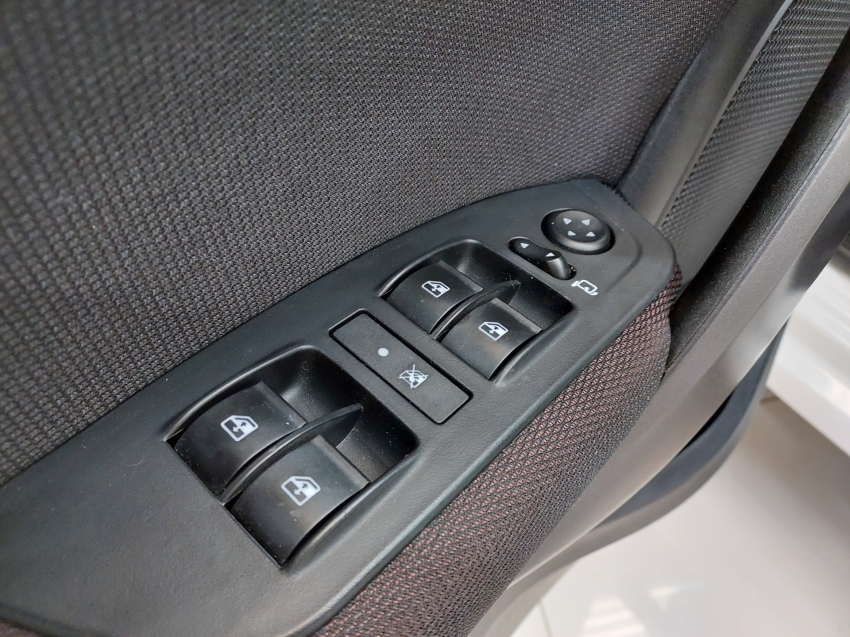 fiat cronos precision 1.8 at6 flex 4p automatico 2020 fiat cronos precision 1.8 at6 flex 4p automatico 2020