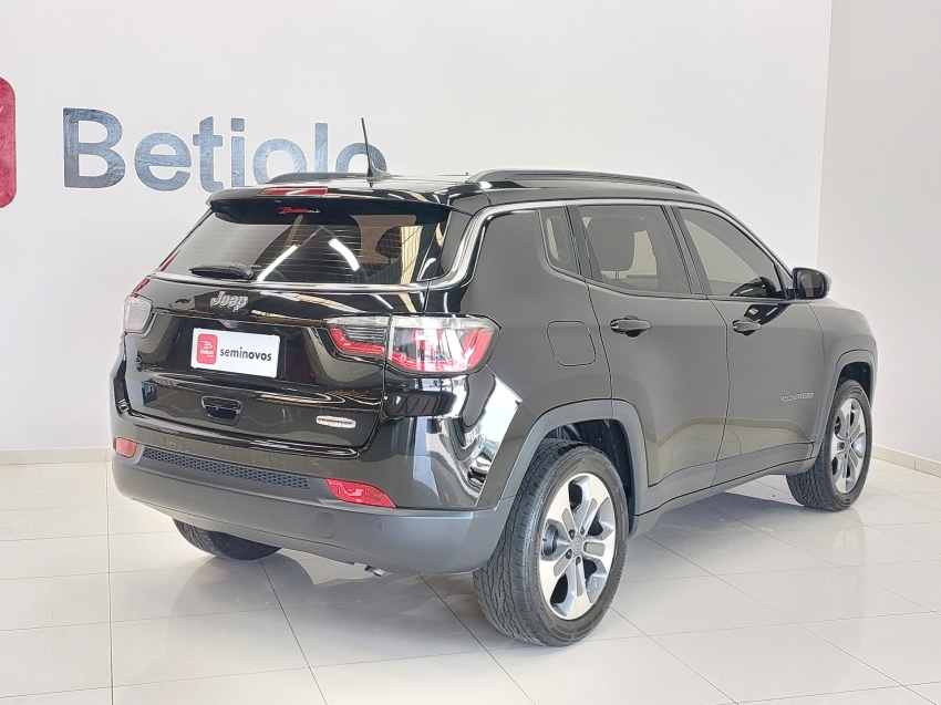 jeep compass longitude 2.0 16v 2017 flex 4p automatico jeep compass longitude 2.0 16v 2017 flex 4p automatico