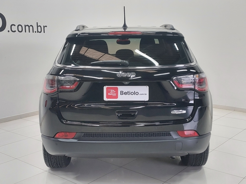jeep compass longitude 2.0 16v 2017 flex 4p automatico jeep compass longitude 2.0 16v 2017 flex 4p automatico