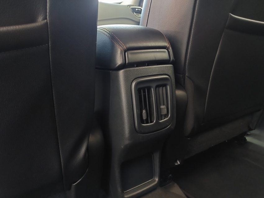 jeep compass 2.0 limited 4x4 at9 16v 2020 diesel 4p automatico jeep compass 2.0 limited 4x4 at9 16v 2020 diesel 4p automatico