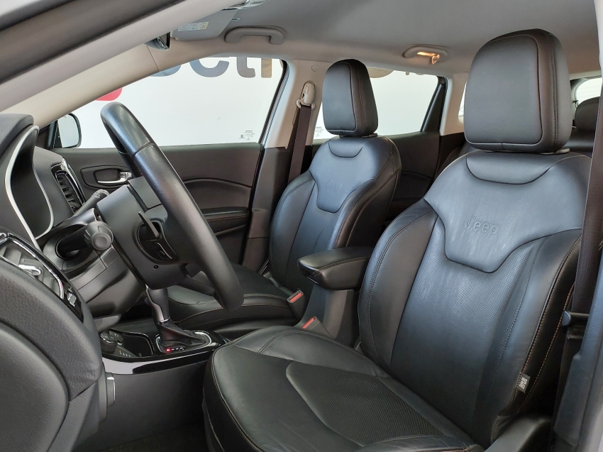 jeep compass 2.0 limited 4x4 at9 16v 2020 diesel 4p automatico jeep compass 2.0 limited 4x4 at9 16v 2020 diesel 4p automatico
