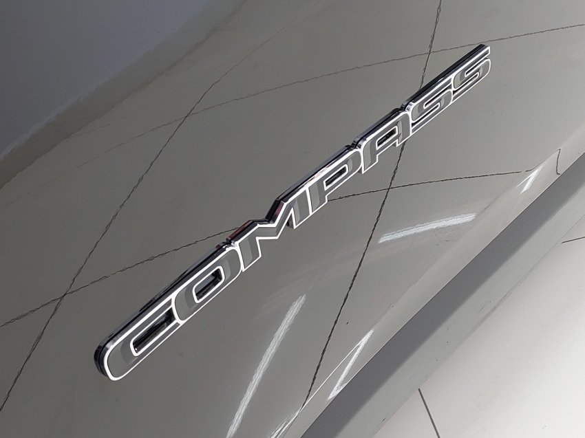 jeep compass sport at6 2.0 16v 2018 flex 4p automatico jeep compass sport at6 2.0 16v 2018 flex 4p automatico