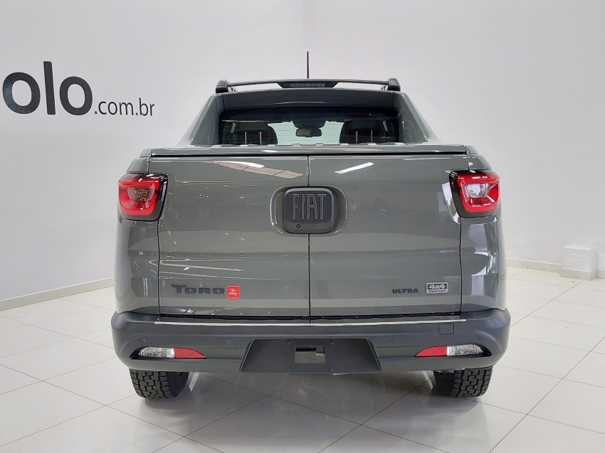 fiat toro ultra 2.0 at9 turbodiesel 4x4 diesel 4p automatico 2024