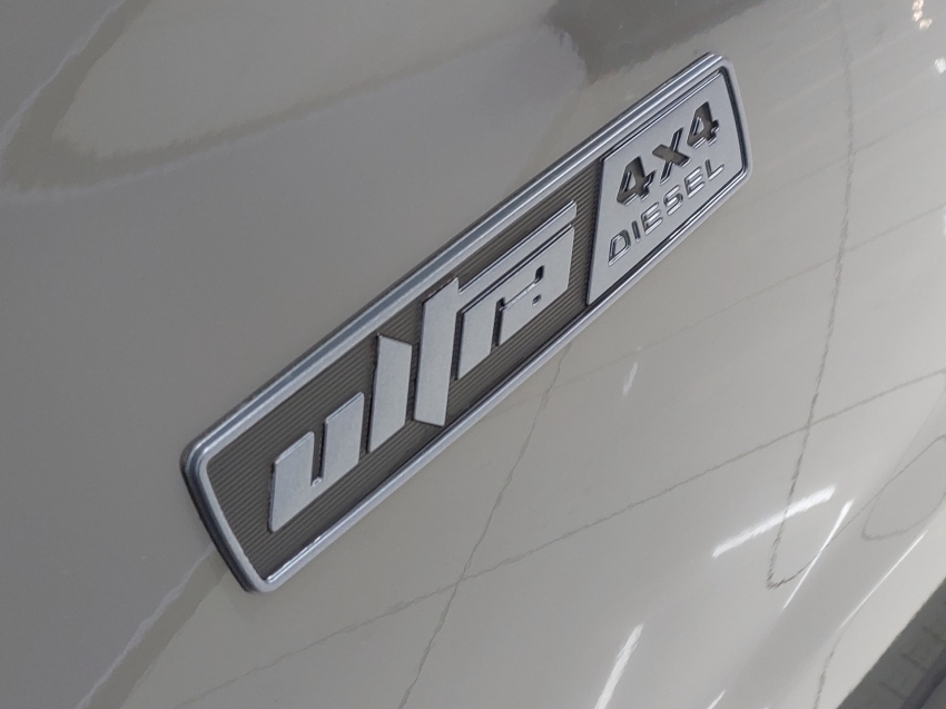 fiat toro ultra 2.0 at9 turbodiesel 4x4 2023 diesel 4p automatico fiat toro ultra 2.0 at9 turbodiesel 4x4 2023 diesel 4p automatico