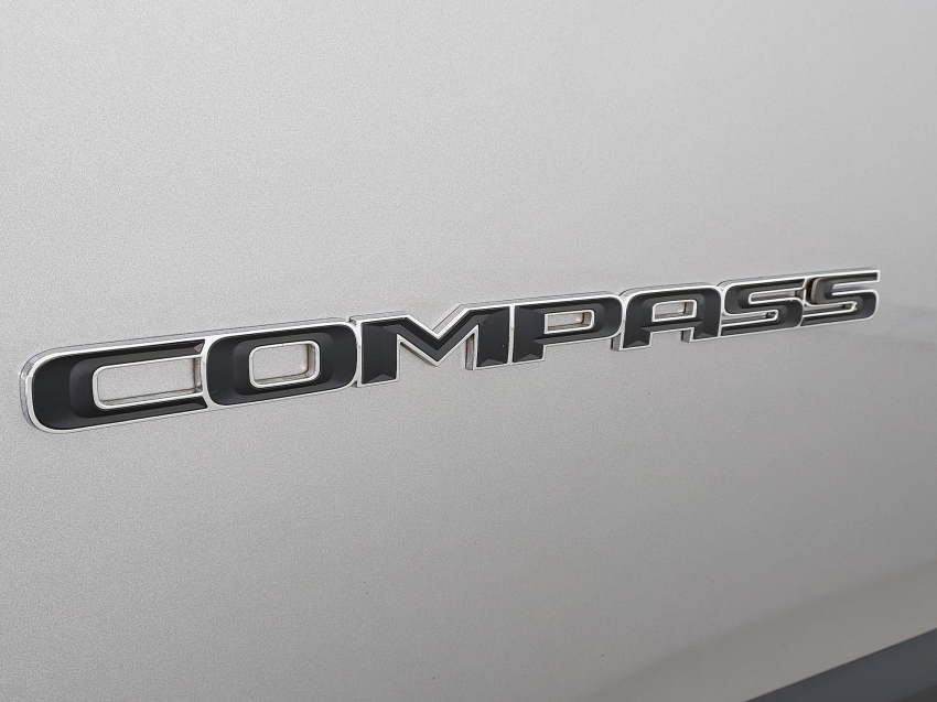 jeep compass 2.0 longitude at6 4x2 2019 flex 4p automatico jeep compass 2.0 longitude at6 4x2 2019 flex 4p automatico