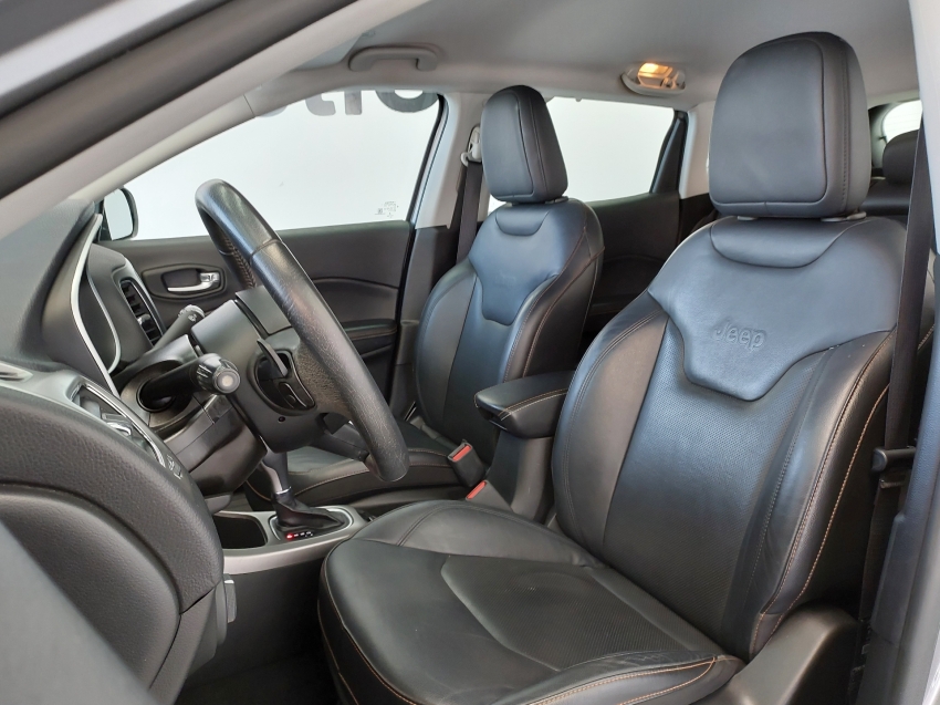 jeep compass 2.0 longitude at6 4x2 2019 flex 4p automatico jeep compass 2.0 longitude at6 4x2 2019 flex 4p automatico