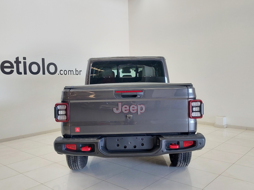 jeep gladiator rubicon 3.6 v6 4x4 2023 2.0 gasolina 4p automatico jeep gladiator rubicon 3.6 v6 4x4 2023 2.0 gasolina 4p automatico