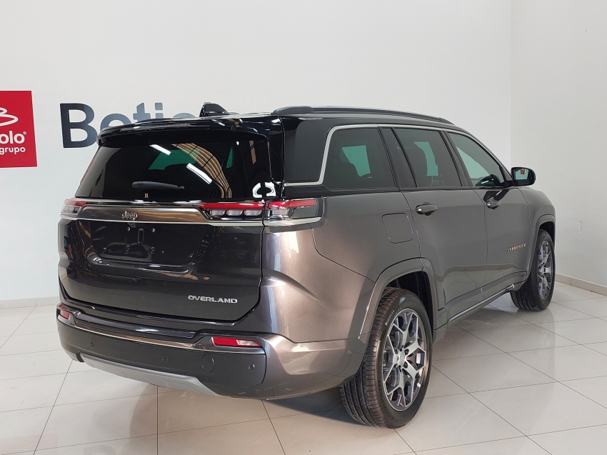 jeep commander overland t270 1.3 2023 flex 4p automatico jeep commander overland t270 1.3 2023 flex 4p automatico