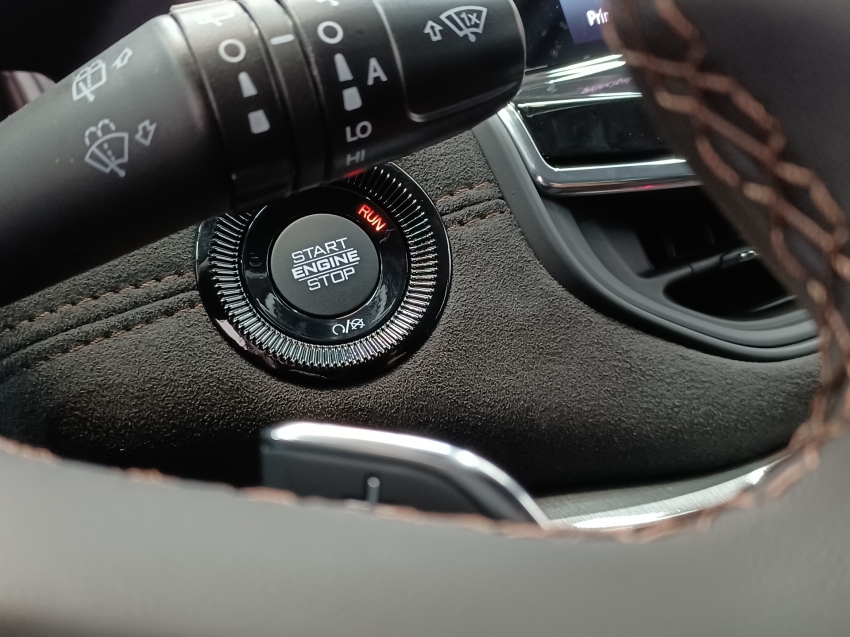 jeep commander limited t270 turbo flex 2023 1.3 4p automatico jeep commander limited t270 turbo flex 2023 1.3 4p automatico
