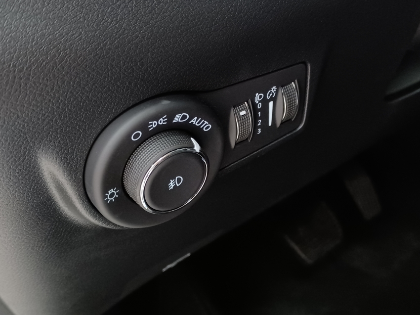 jeep commander limited t270 turbo flex 2023 1.3 4p automatico jeep commander limited t270 turbo flex 2023 1.3 4p automatico