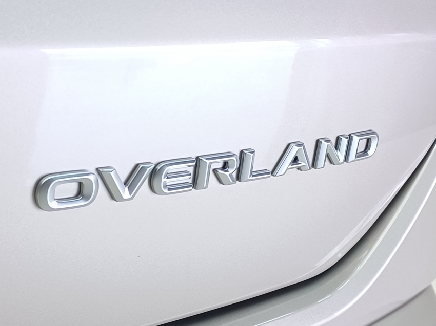 jeep commander overland td380 4x4 2023 2.0 diesel 4p automatico jeep commander overland td380 4x4 2023 2.0 diesel 4p automatico