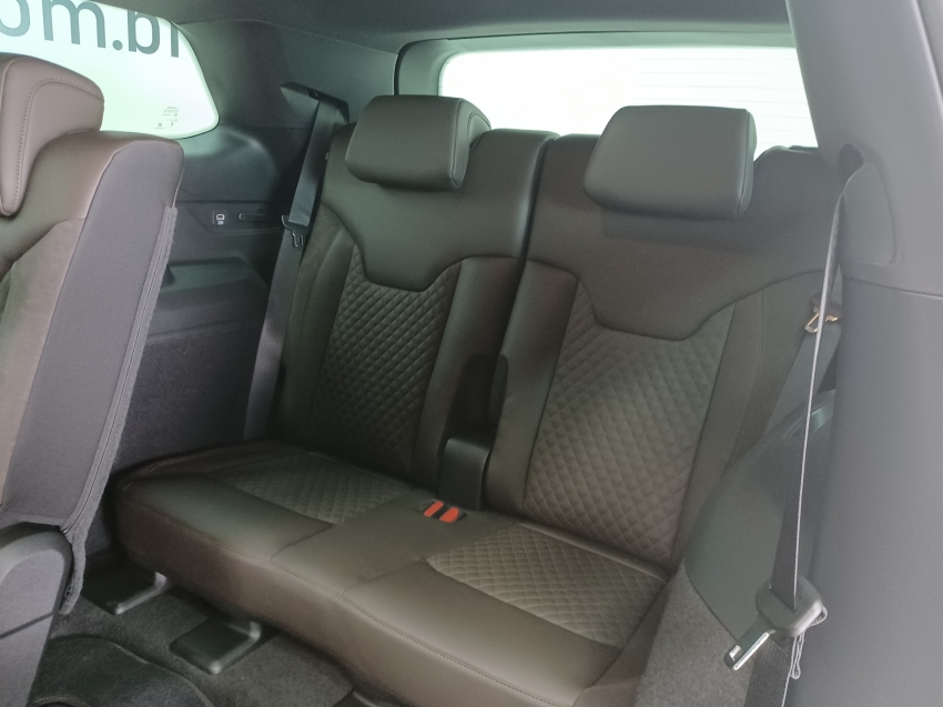 jeep commander overland td380 4x4 2023 2.0 diesel 4p automatico jeep commander overland td380 4x4 2023 2.0 diesel 4p automatico