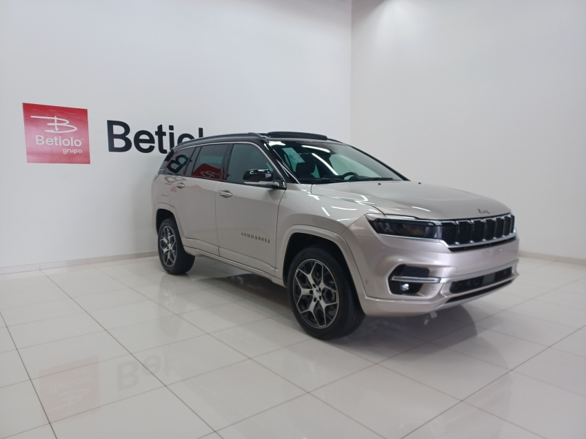 jeep commander overland td380 4x4 2023 2.0 diesel 4p automatico jeep commander overland td380 4x4 2023 2.0 diesel 4p automatico