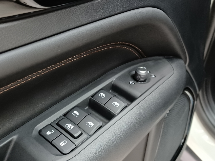 jeep compass limited td350 4x4 at 2023 2.0 diesel 4p automatico jeep compass limited td350 4x4 at 2023 2.0 diesel 4p automatico
