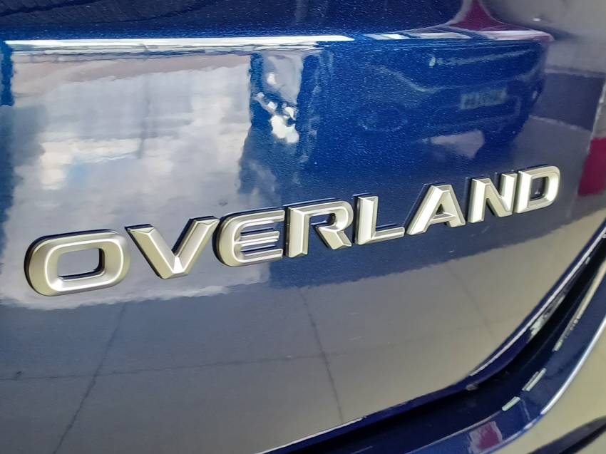 jeep commander overland t270 turbo flex 2023 1.3 4p automatico jeep commander overland t270 turbo flex 2023 1.3 4p automatico