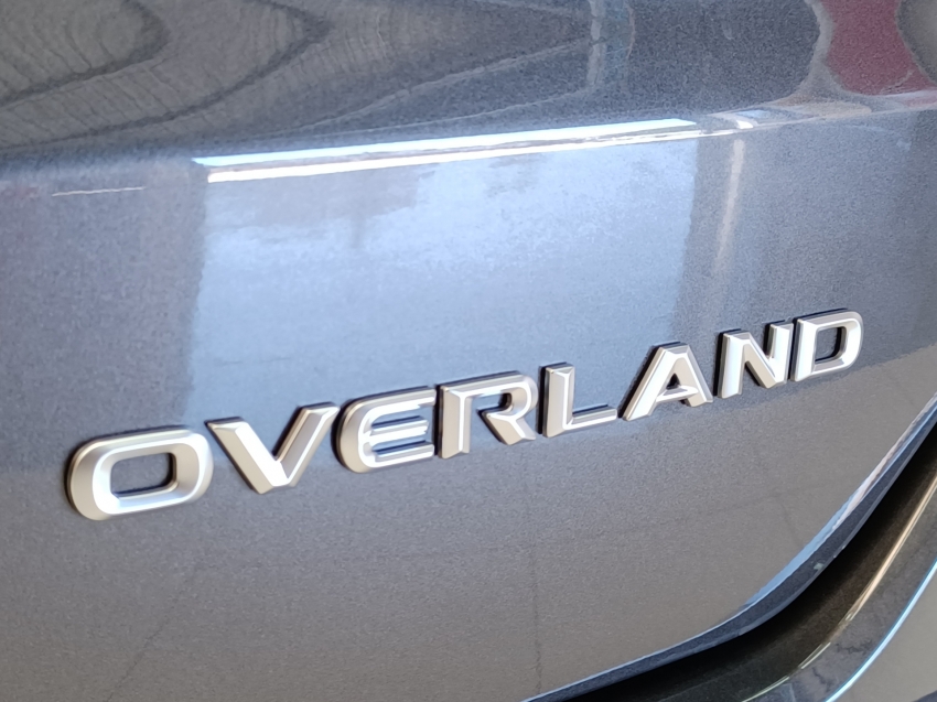jeep commander overland td380 4x4 2023 2.0 diesel 4p automatico jeep commander overland td380 4x4 2023 2.0 diesel 4p automatico