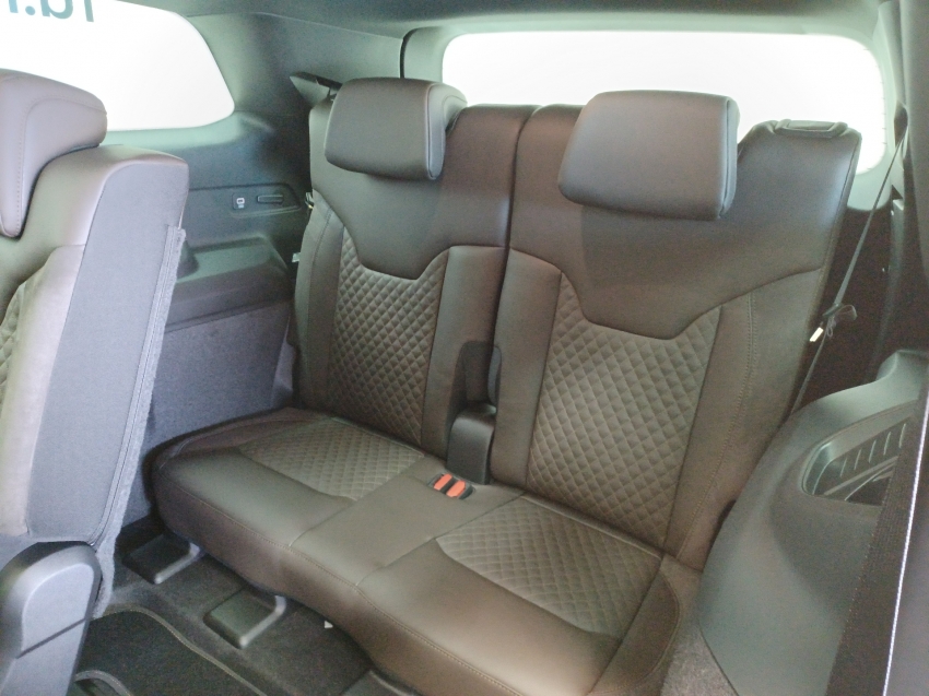 jeep commander overland td380 4x4 2023 2.0 diesel 4p automatico jeep commander overland td380 4x4 2023 2.0 diesel 4p automatico