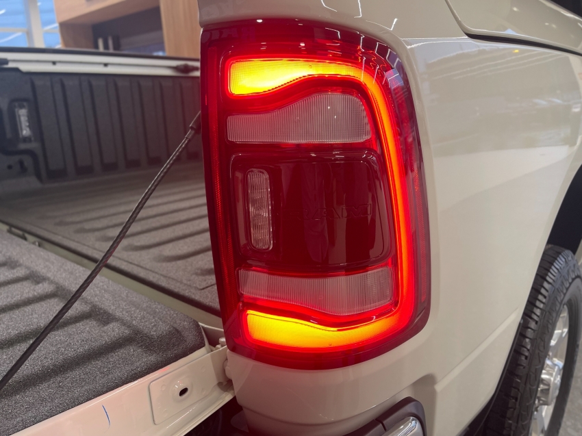 ram 2500 laramie 6.7 turbodiesel 2023 diesel 4p automatico ram 2500 laramie 6.7 turbodiesel 2023 diesel 4p automatico