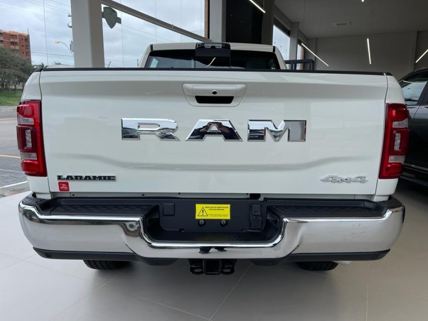 ram 2500 laramie 6.7 turbodiesel 2023 diesel 4p automatico ram 2500 laramie 6.7 turbodiesel 2023 diesel 4p automatico